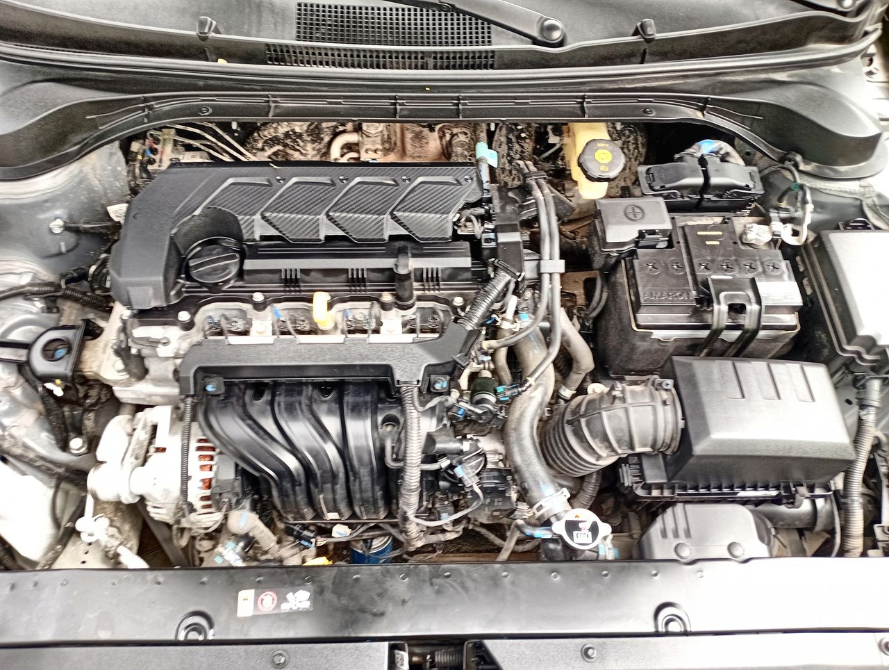 HYUNDAI - 18