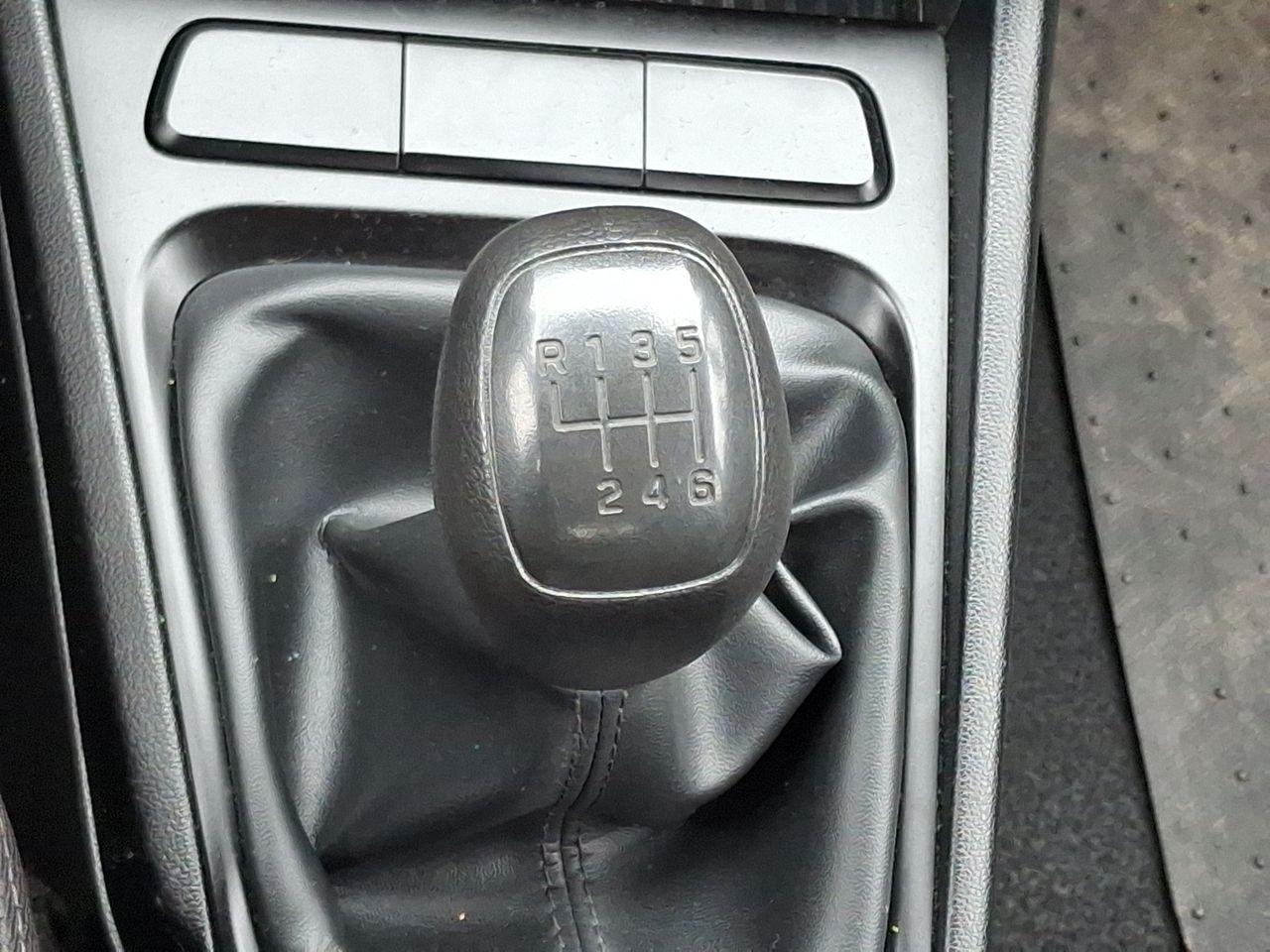 HYUNDAI - 31