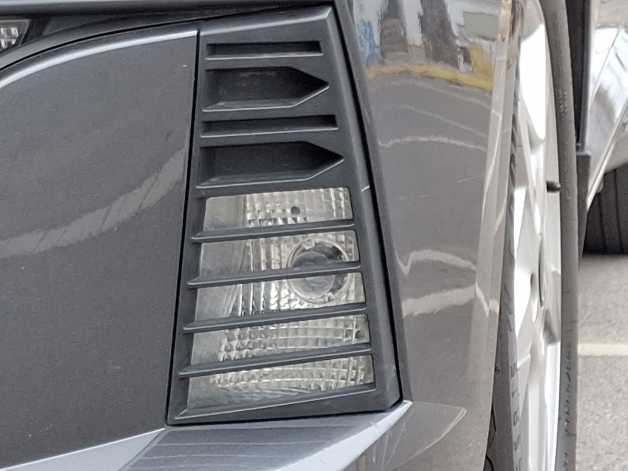 HYUNDAI - 19