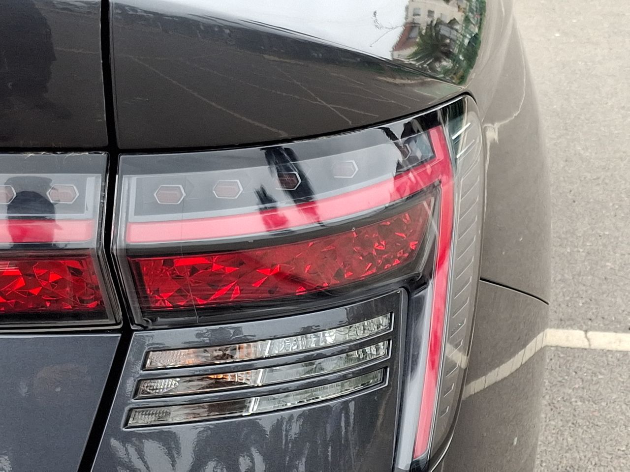 HYUNDAI - 20