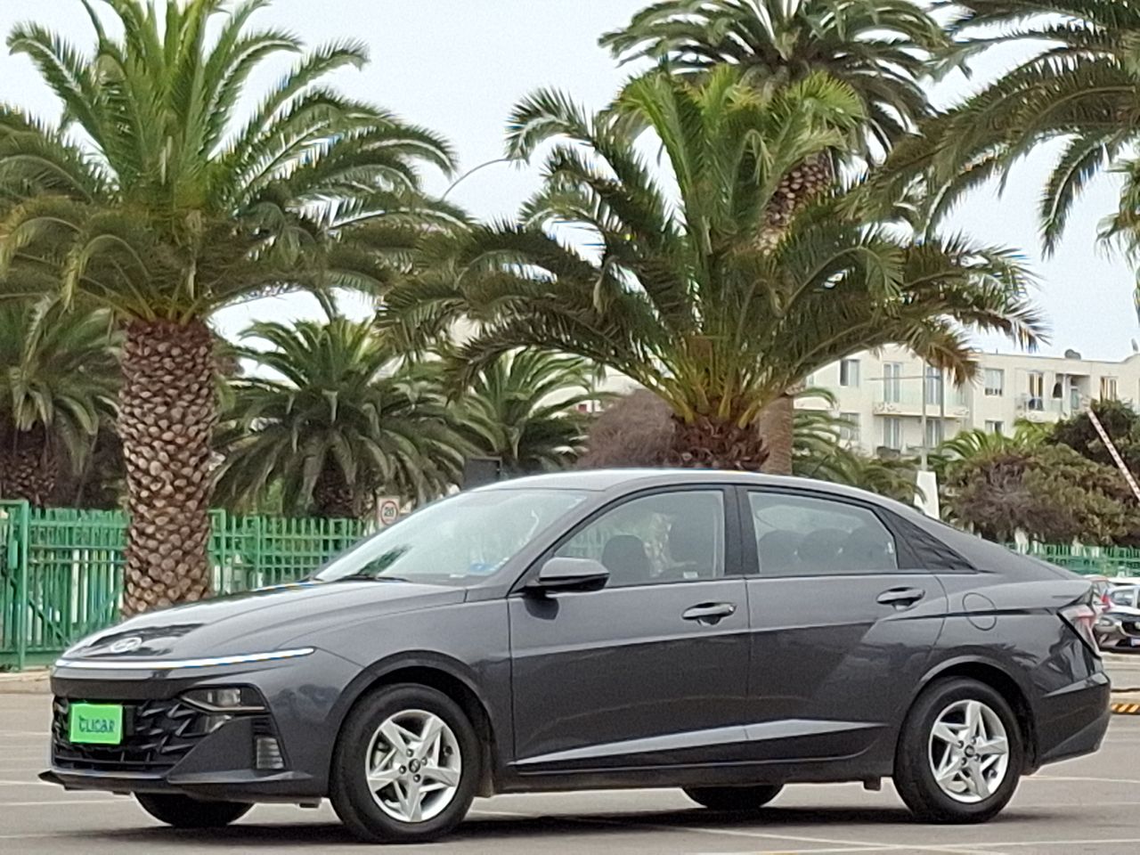 HYUNDAI - 3