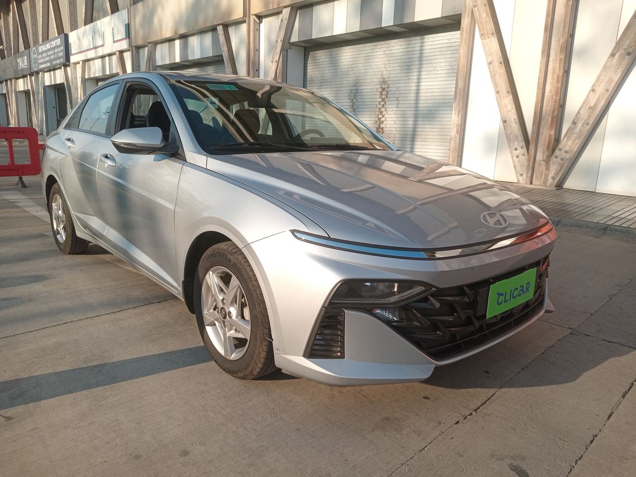 HYUNDAI - 1