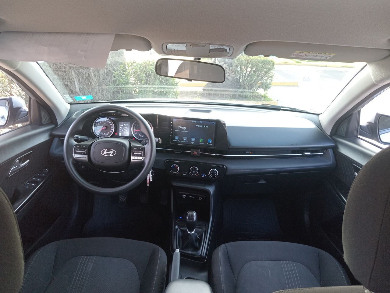 HYUNDAI - 9