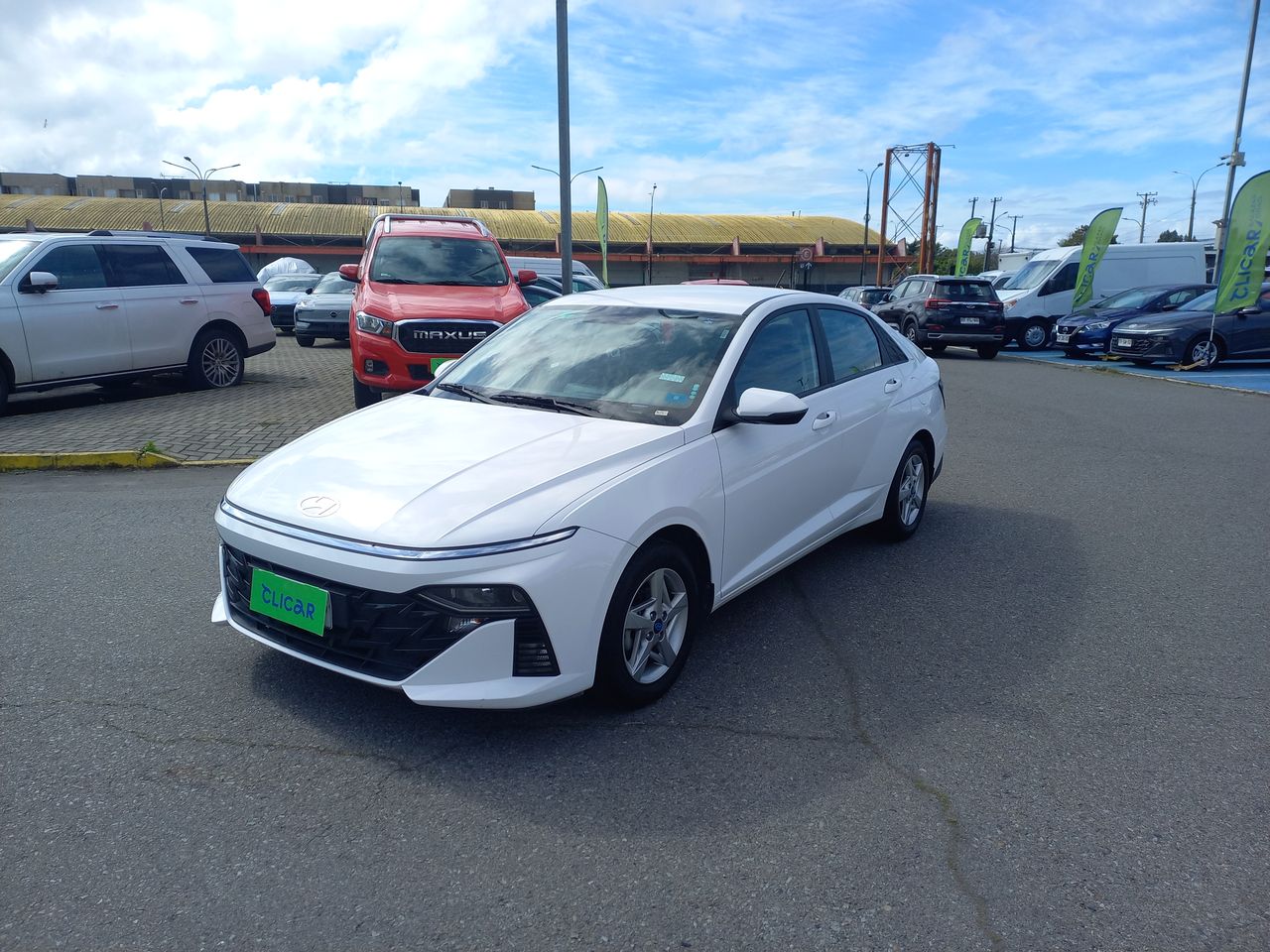 HYUNDAI - 3