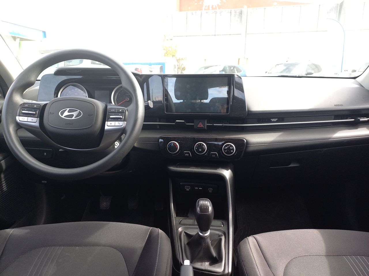HYUNDAI - 9