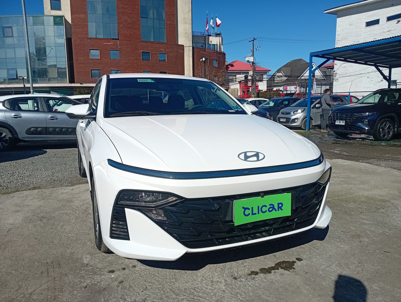 HYUNDAI - 2