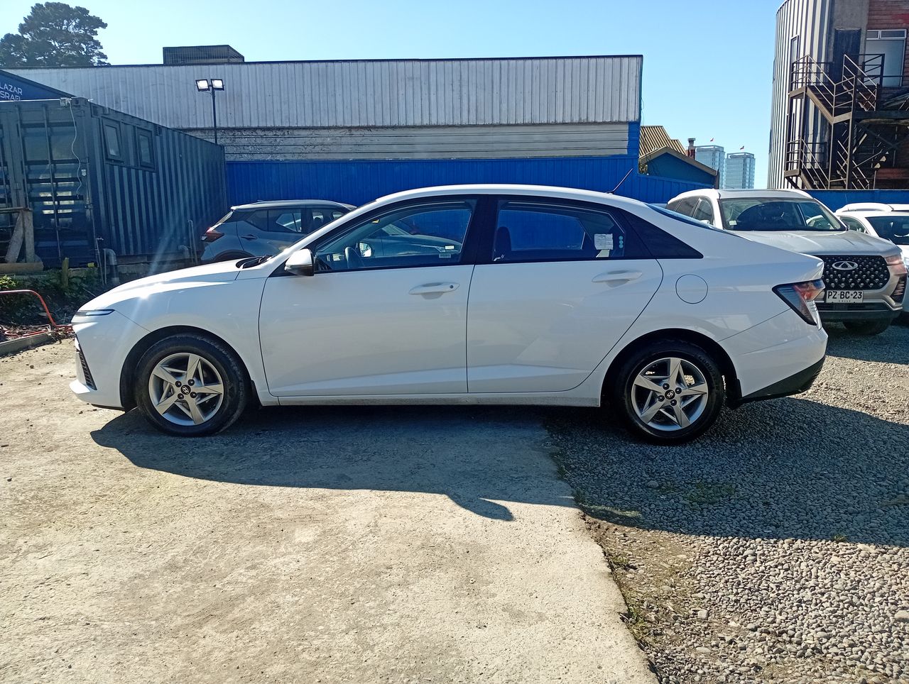 HYUNDAI - 4