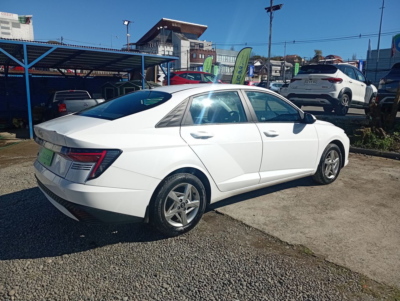 HYUNDAI - 7