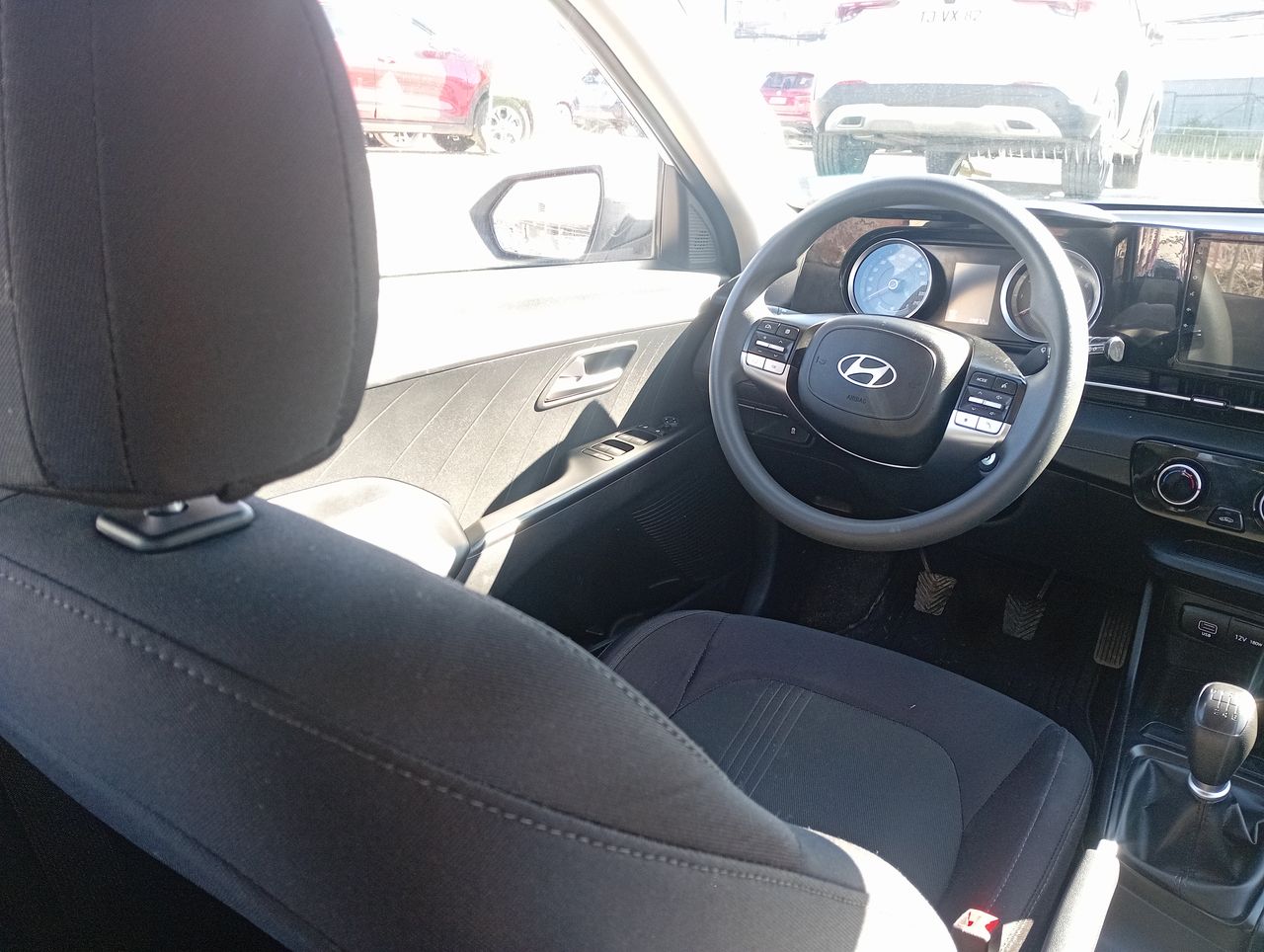 HYUNDAI - 14