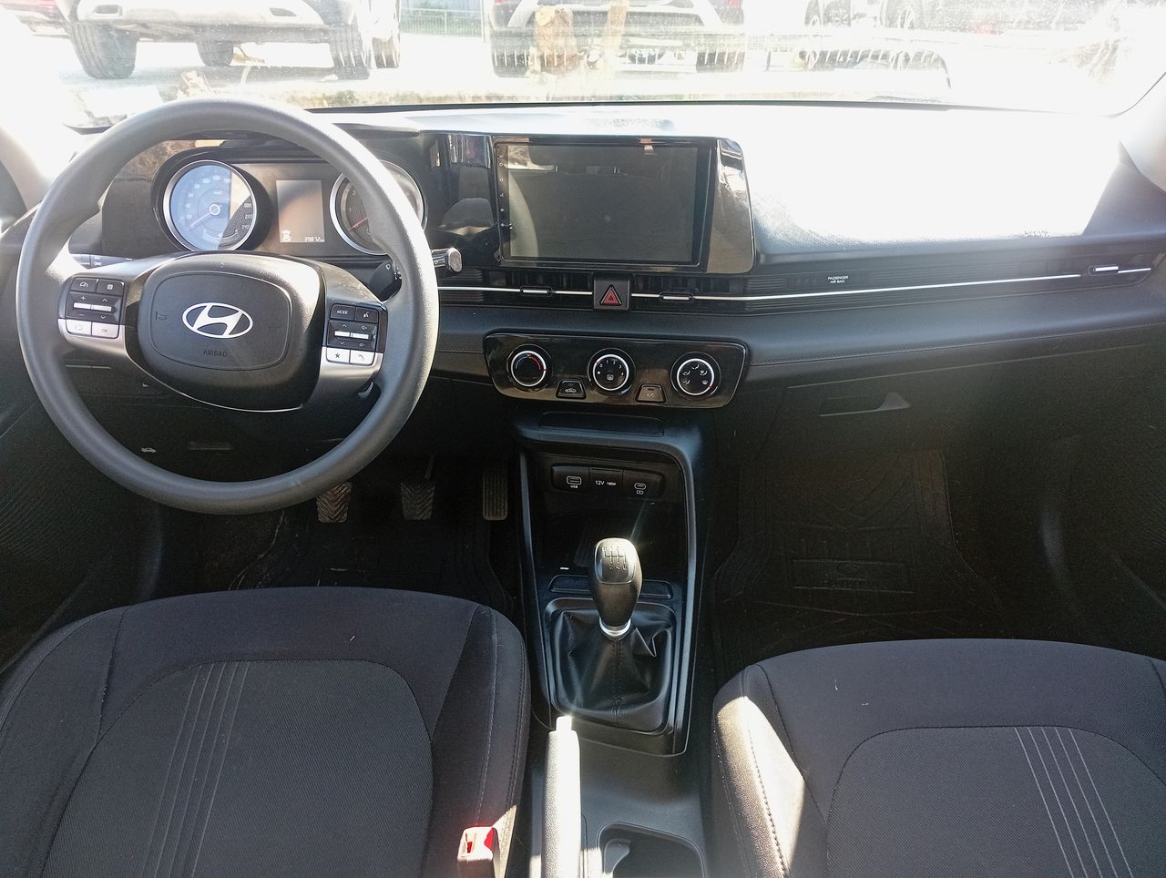 HYUNDAI - 15
