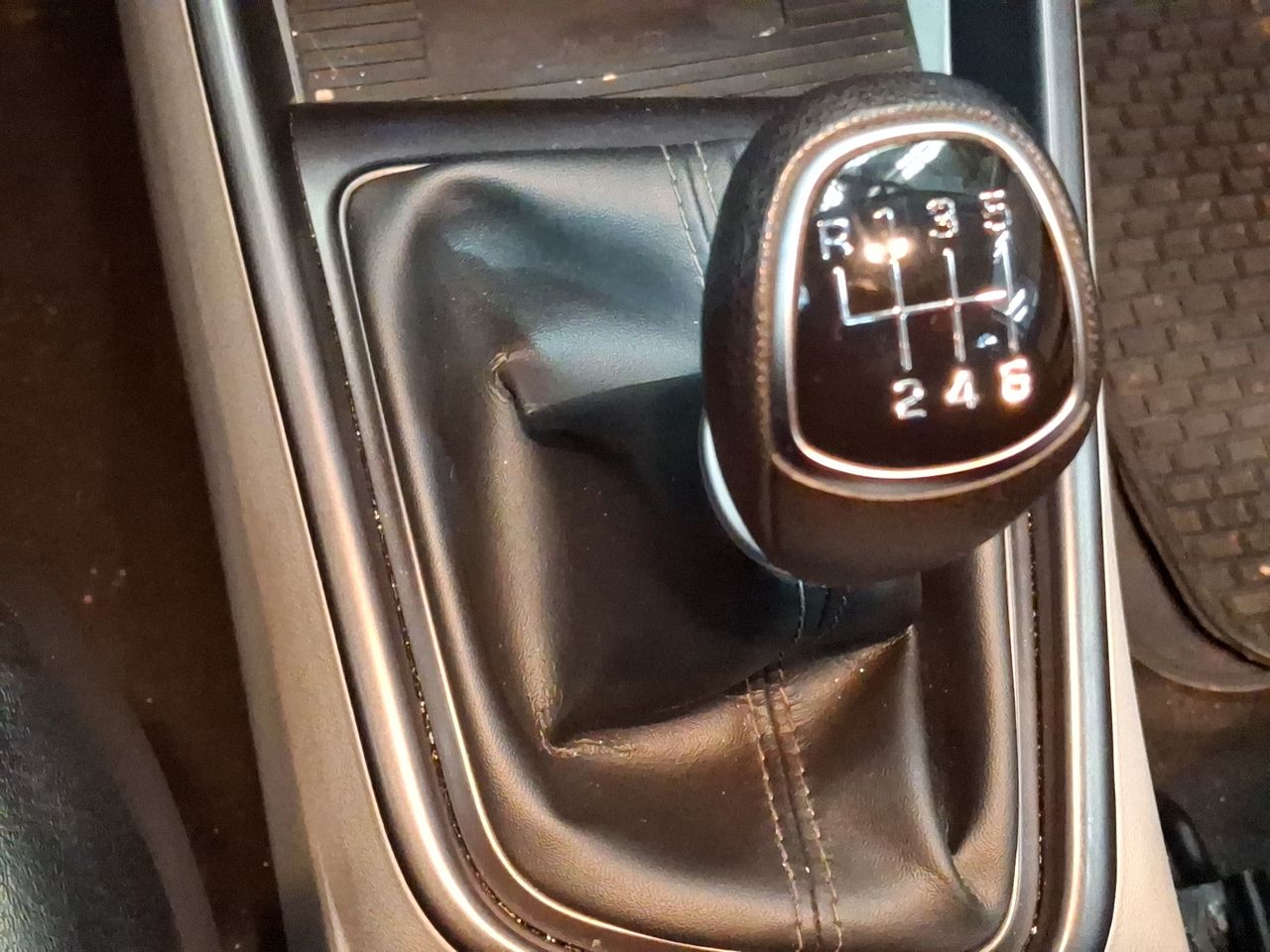 HYUNDAI - 30