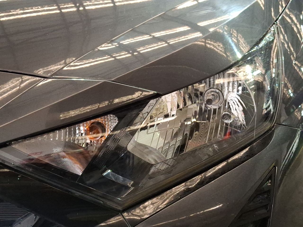 HYUNDAI - 19