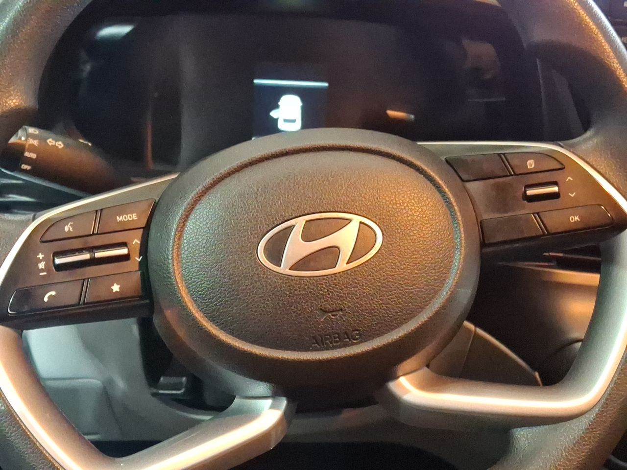 HYUNDAI - 25