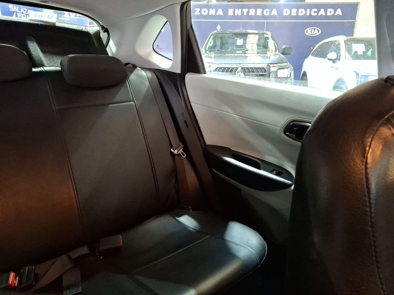 HYUNDAI - 14