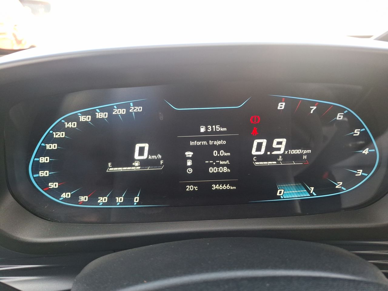HYUNDAI - 25