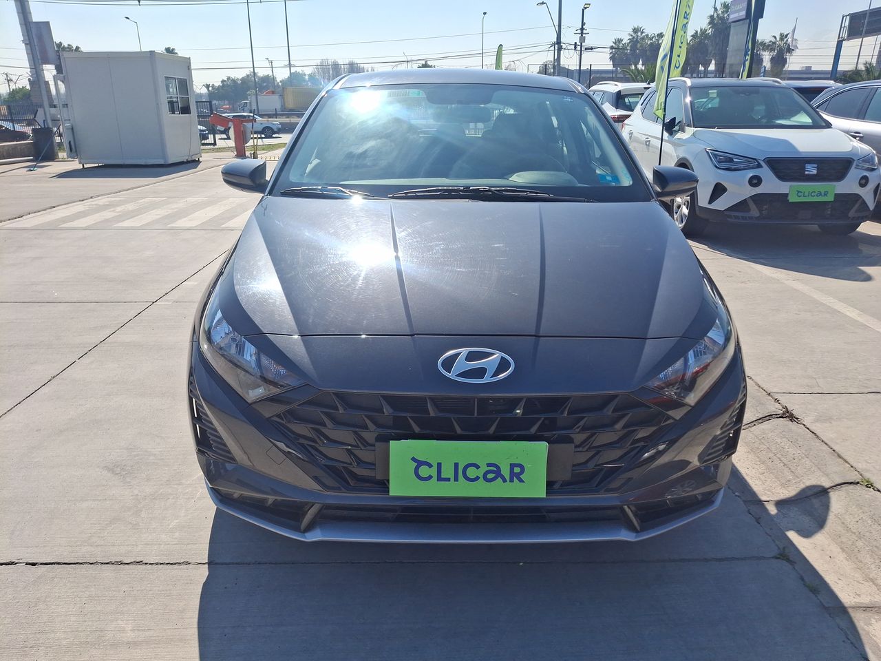HYUNDAI - 2
