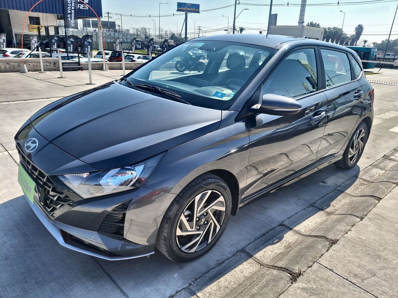 HYUNDAI - 3