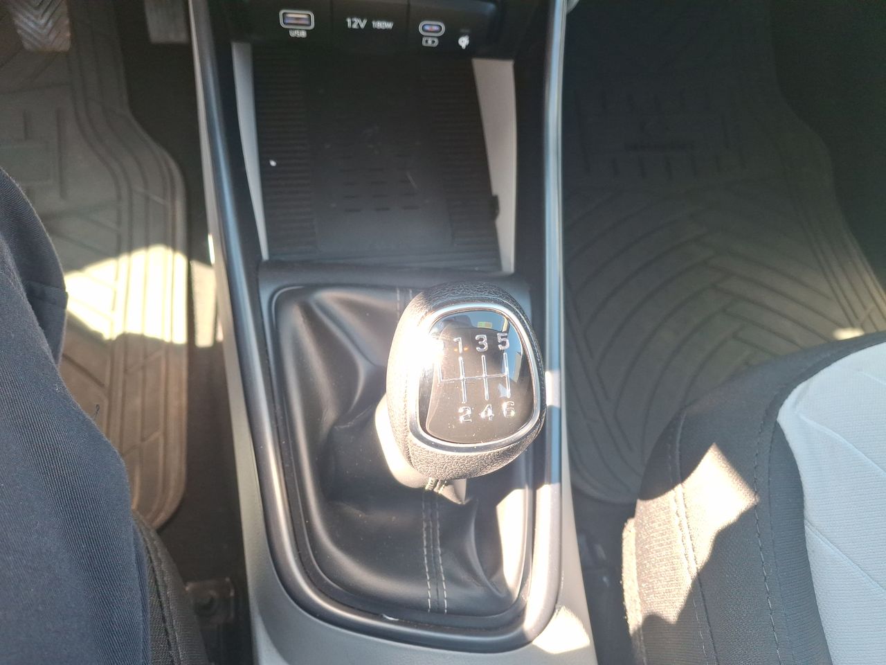 HYUNDAI - 30