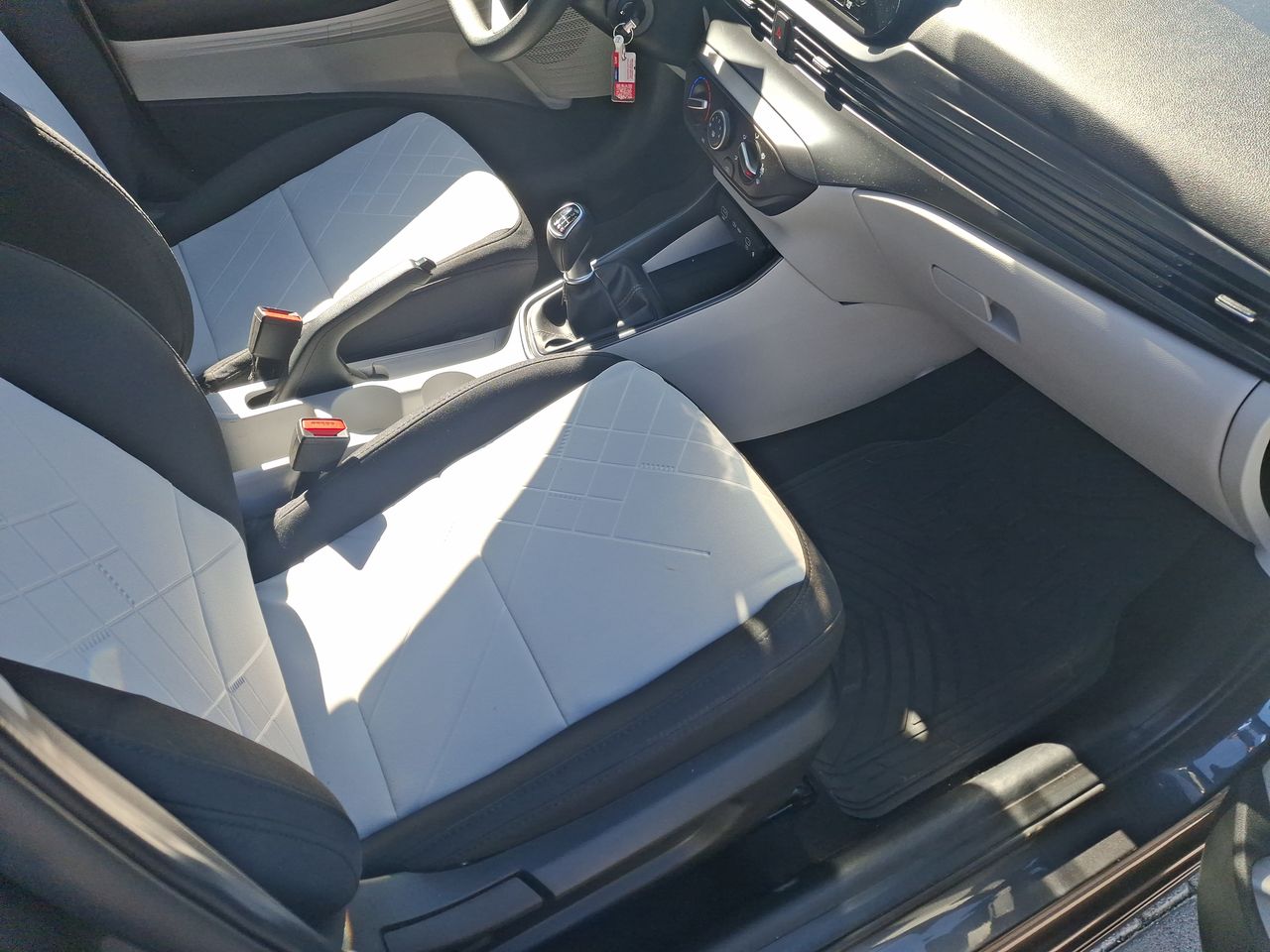 HYUNDAI - 14
