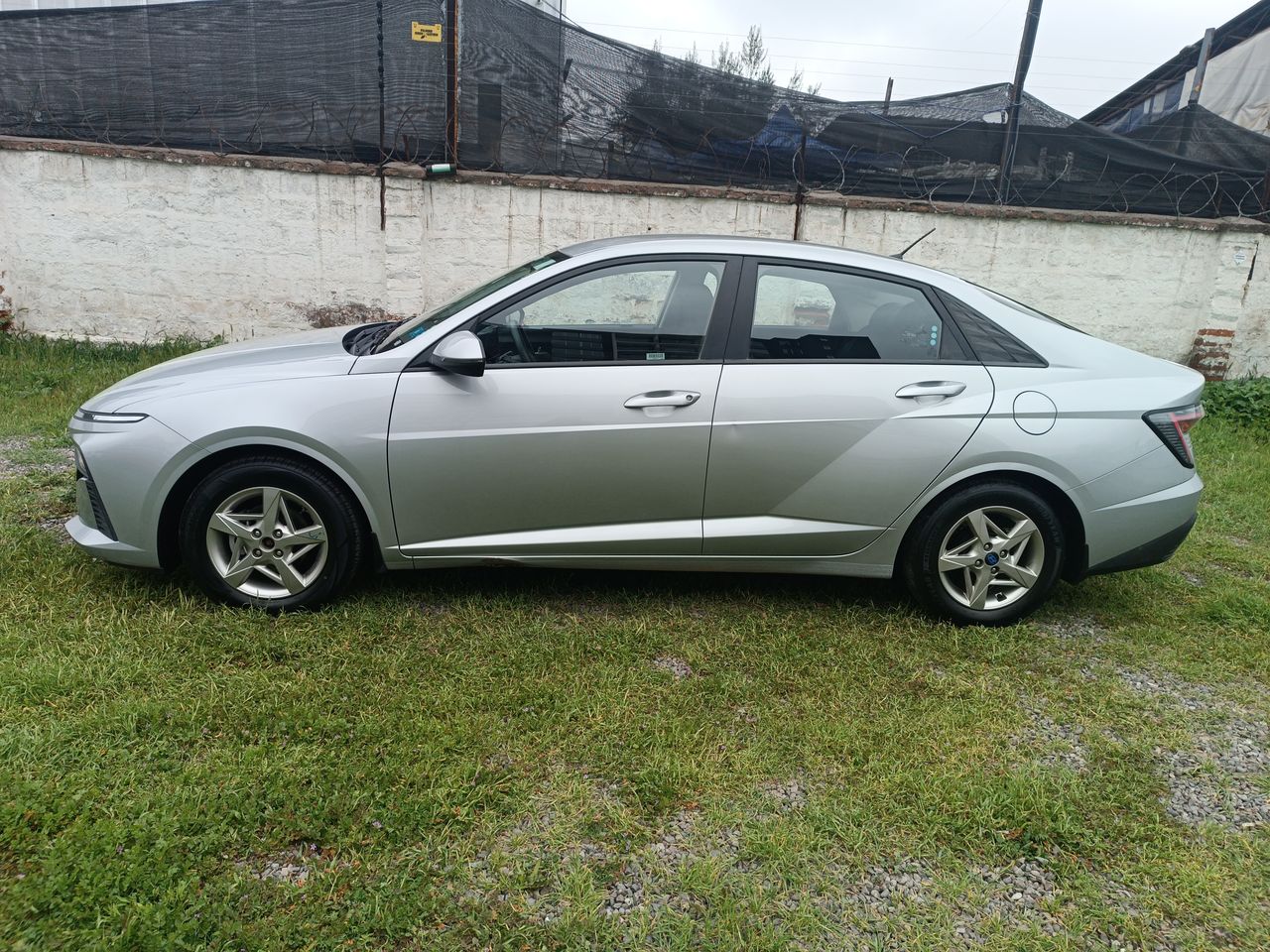 HYUNDAI - 4