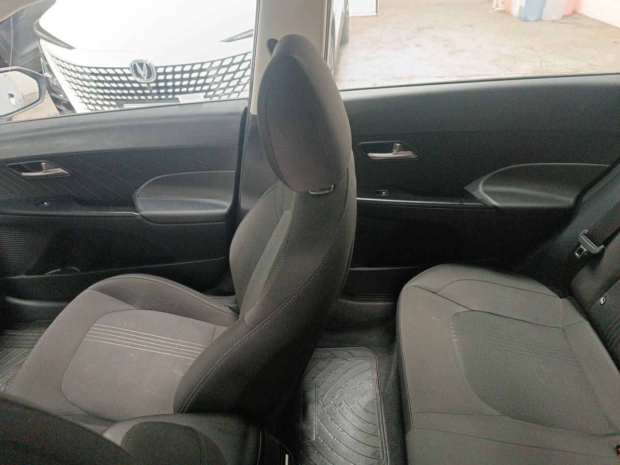 HYUNDAI - 11
