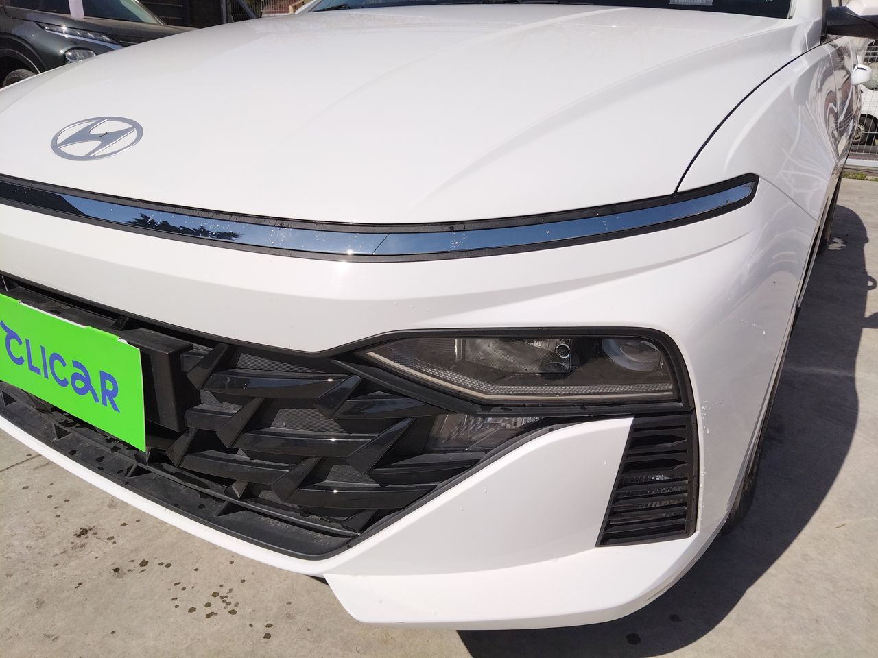 HYUNDAI - 19