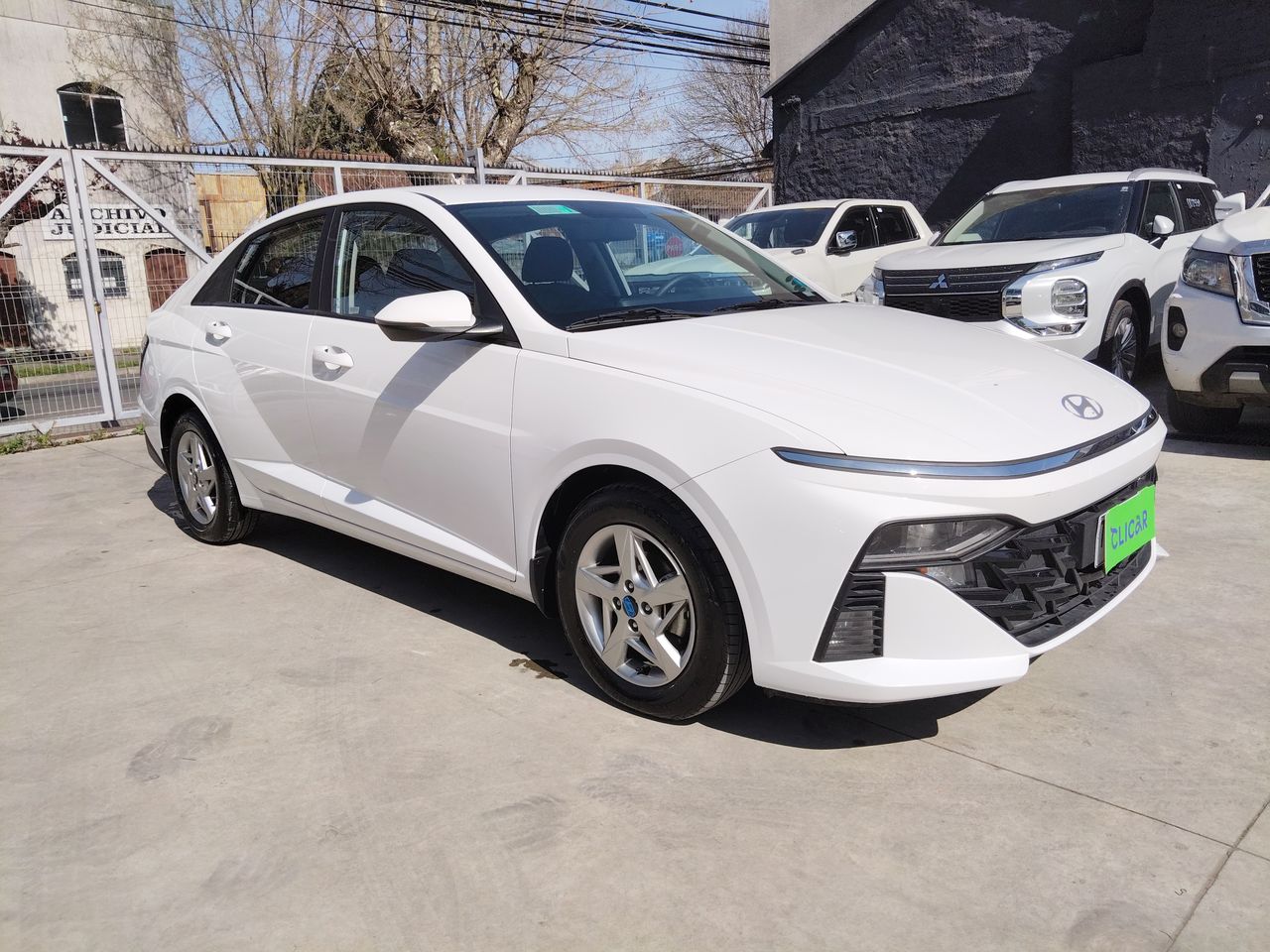 HYUNDAI - 1