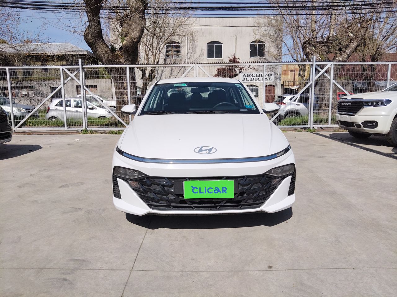 HYUNDAI - 2
