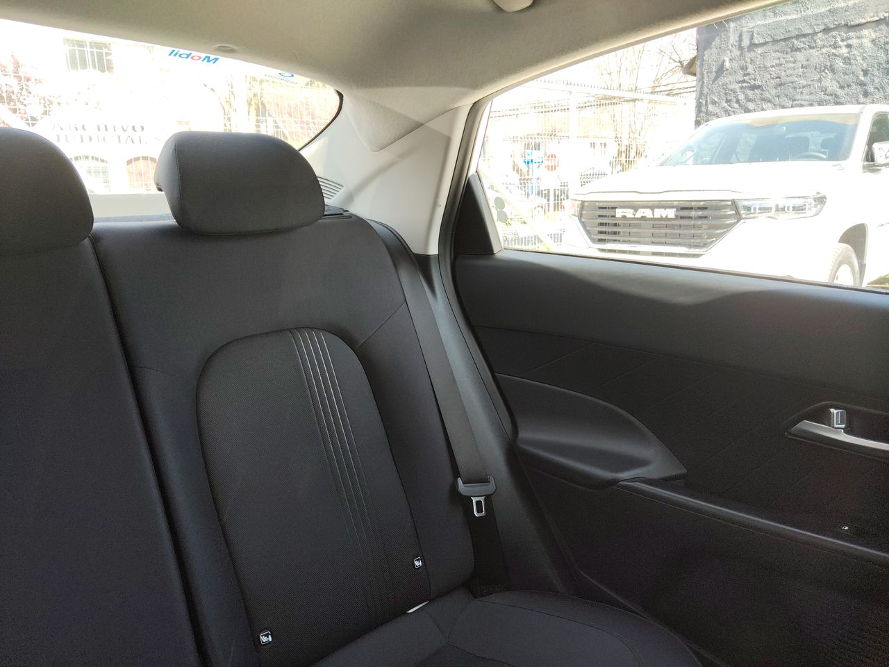 HYUNDAI - 14