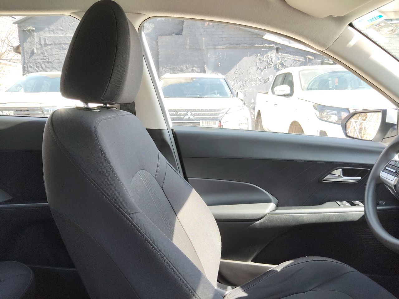 HYUNDAI - 15