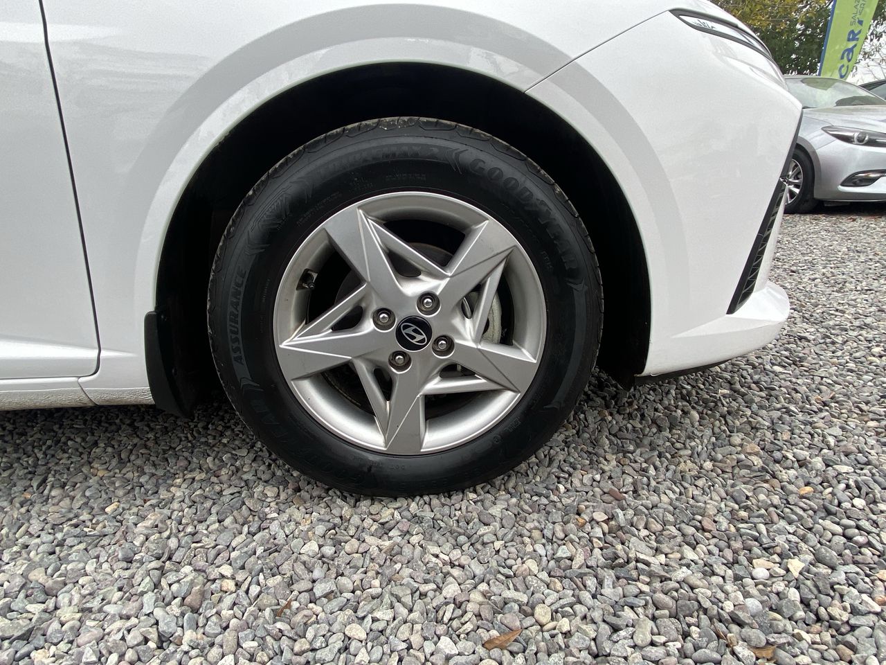 HYUNDAI - 17