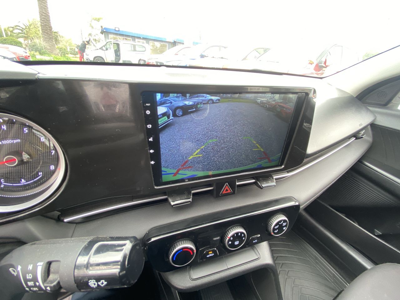 HYUNDAI - 28