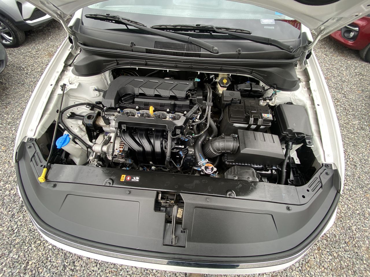 HYUNDAI - 18