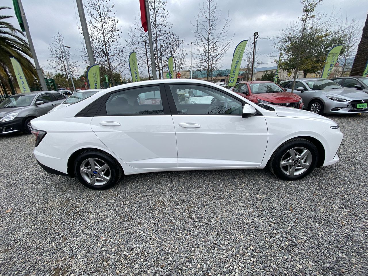 HYUNDAI - 8