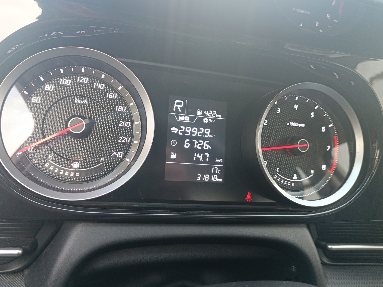 HYUNDAI - 27