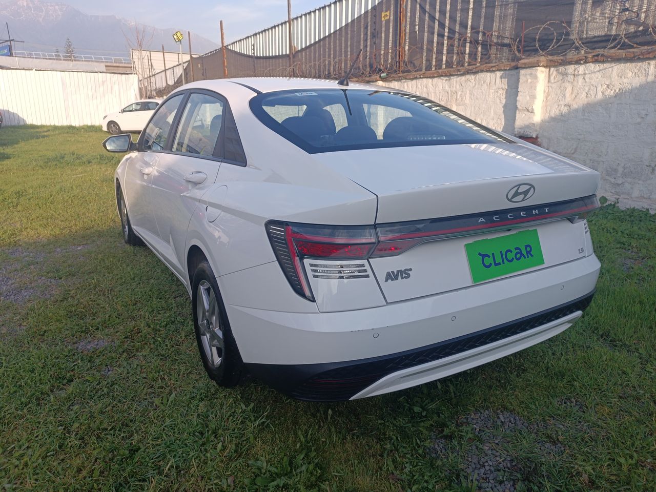 HYUNDAI - 5