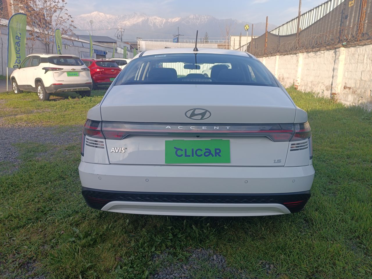HYUNDAI - 6