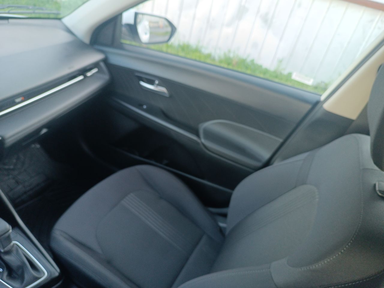 HYUNDAI - 10