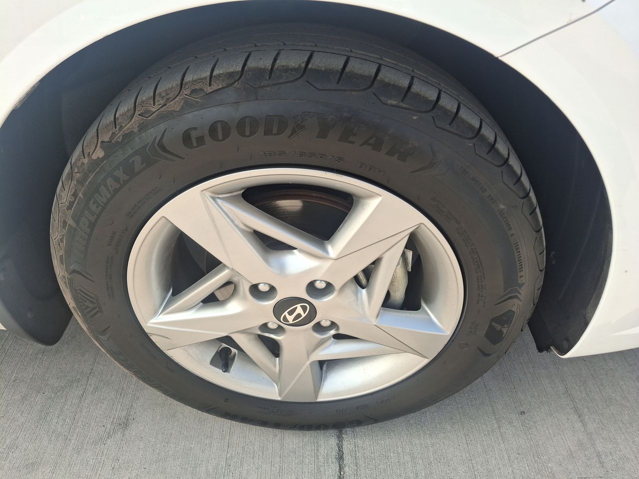 HYUNDAI - 17