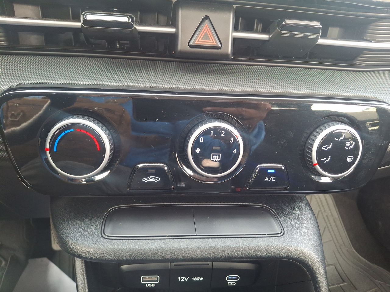 HYUNDAI - 28