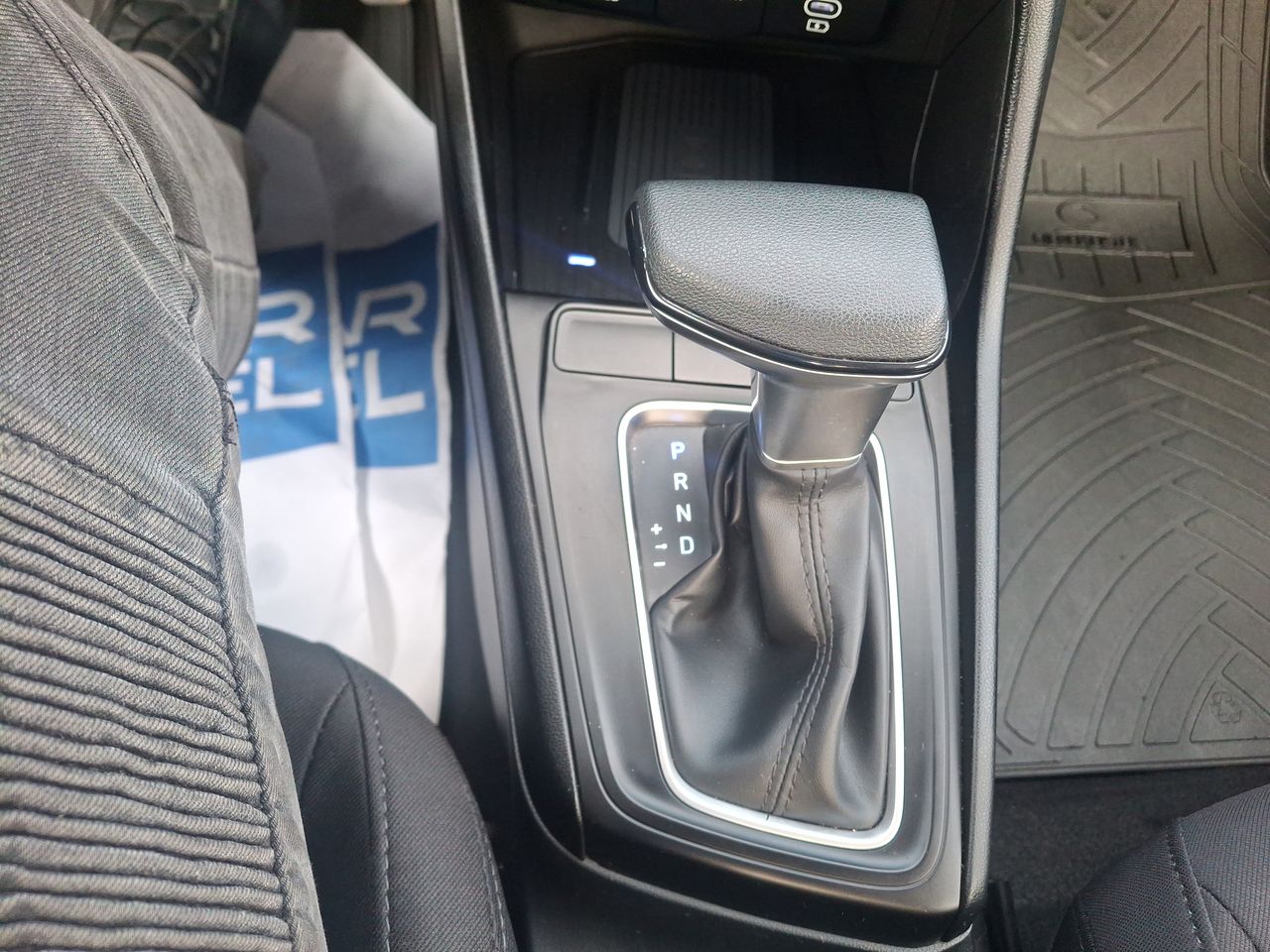 HYUNDAI - 29