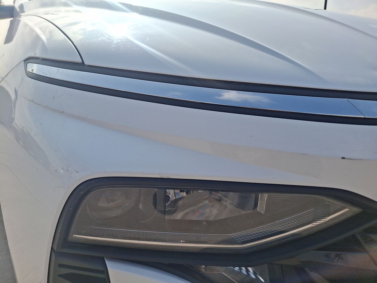 HYUNDAI - 18