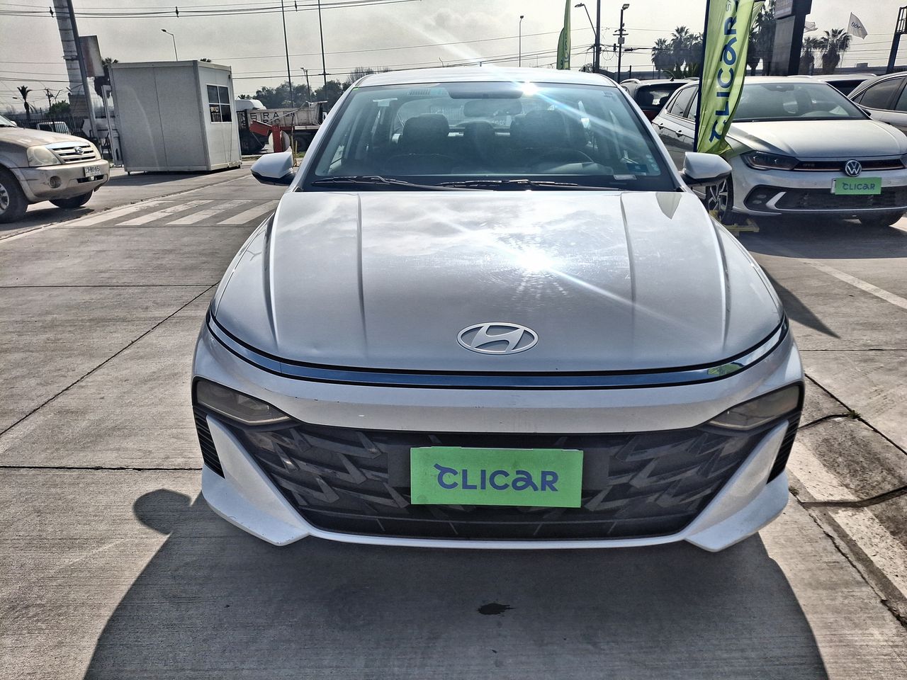 HYUNDAI - 2