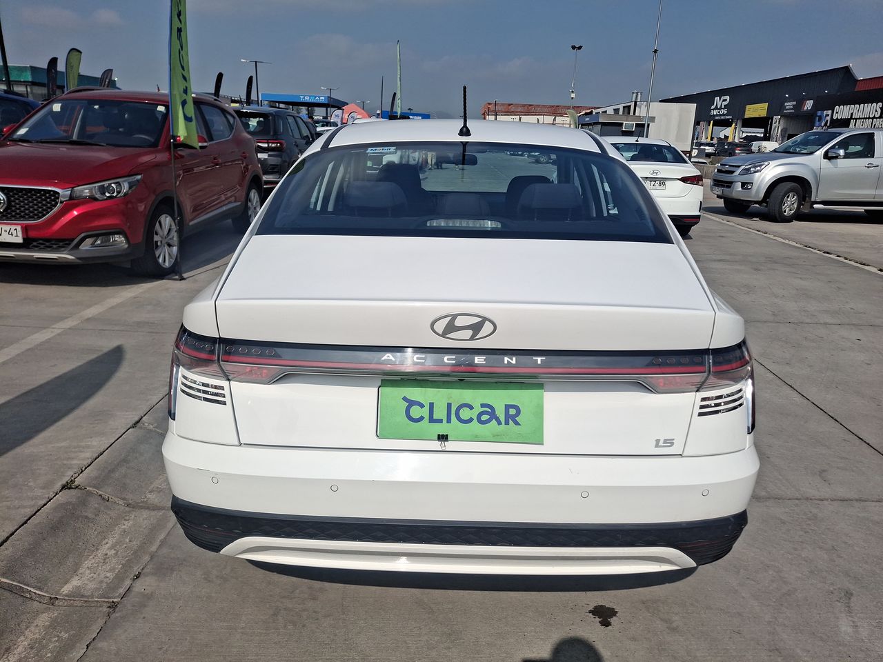 HYUNDAI - 6