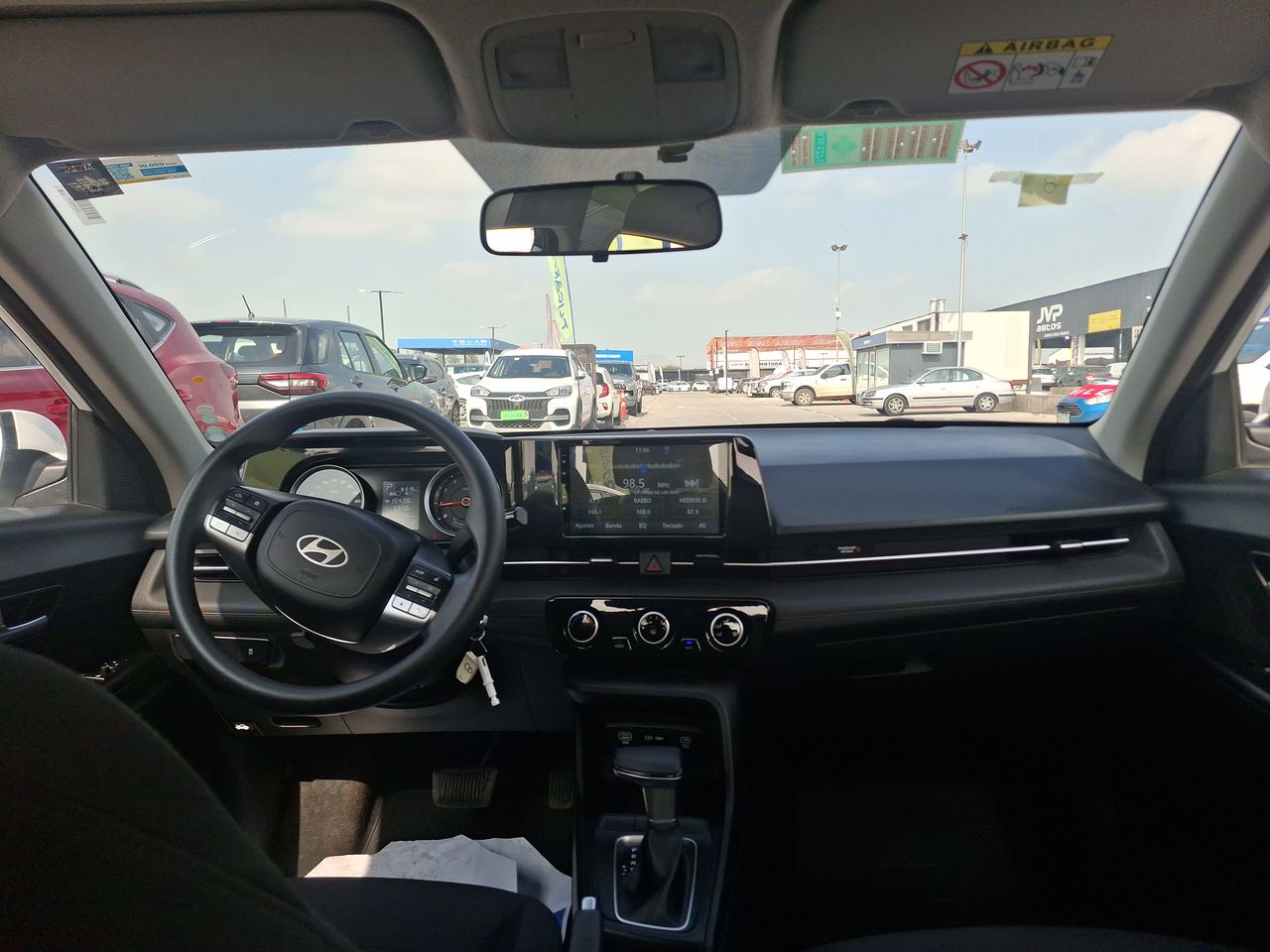 HYUNDAI - 9