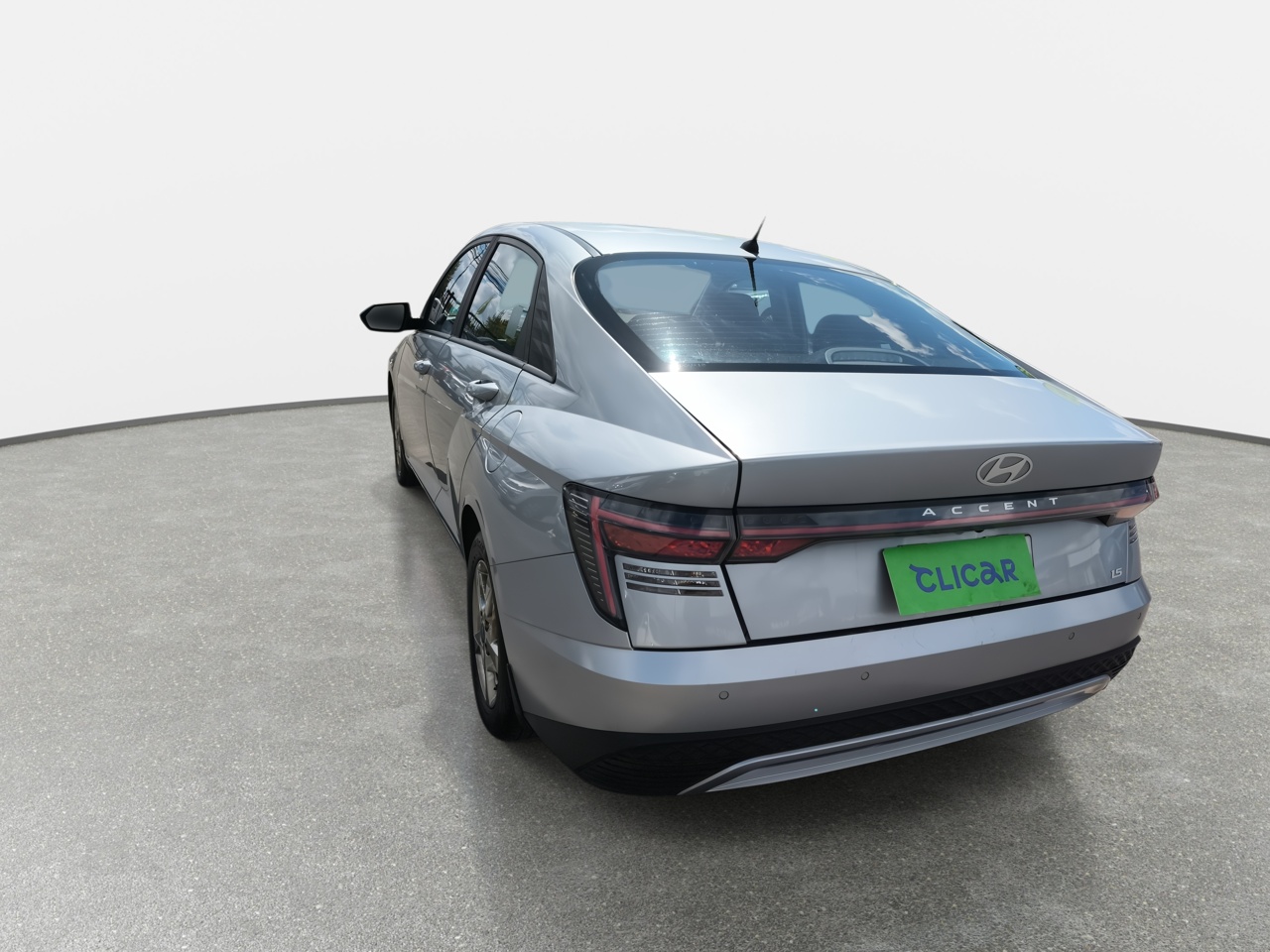 HYUNDAI - 5