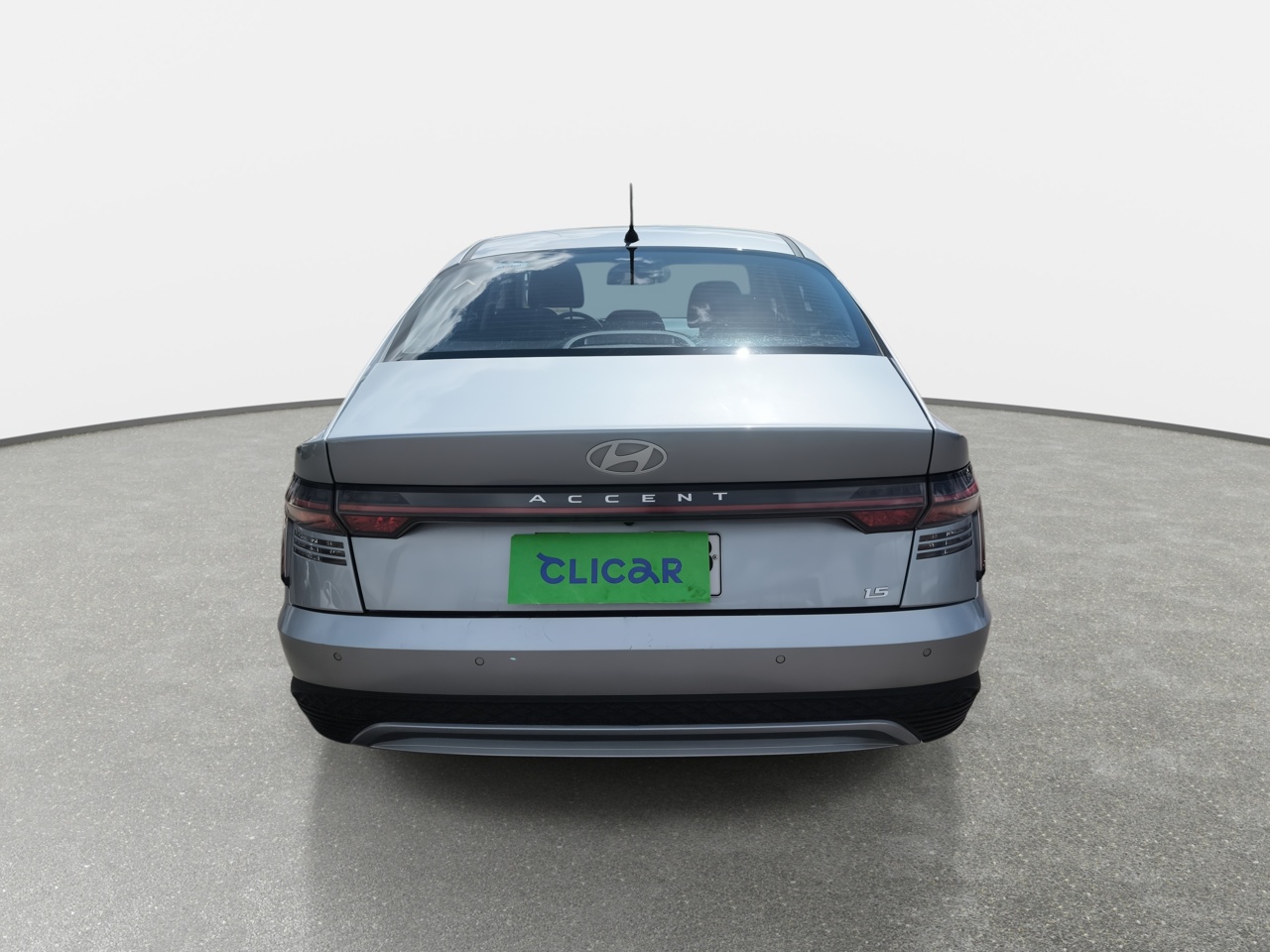 HYUNDAI - 6