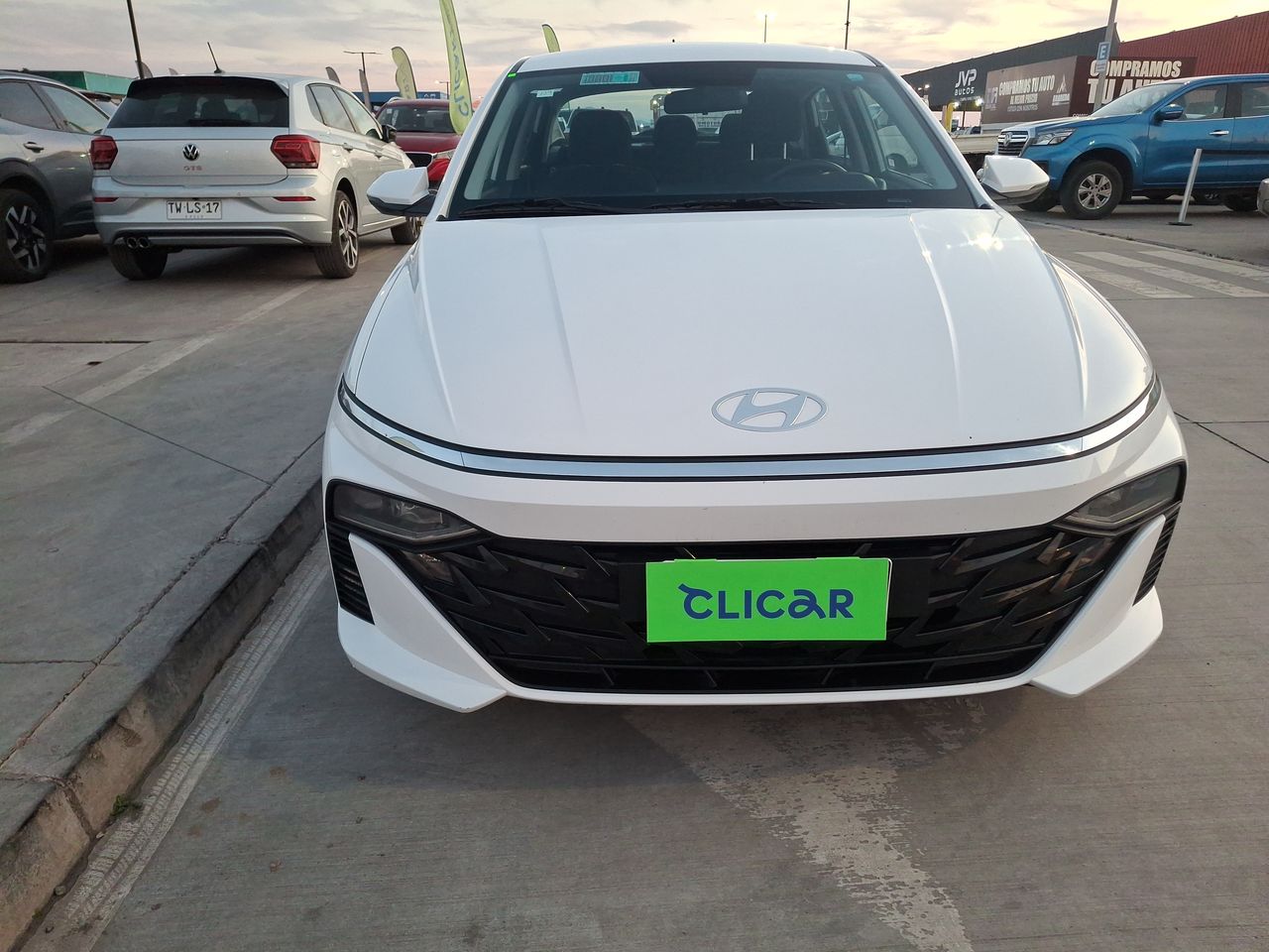 HYUNDAI - 2