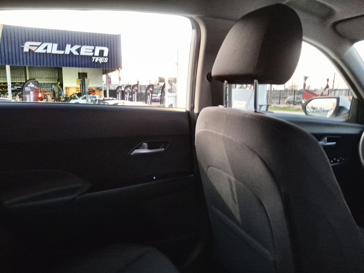 HYUNDAI - 15
