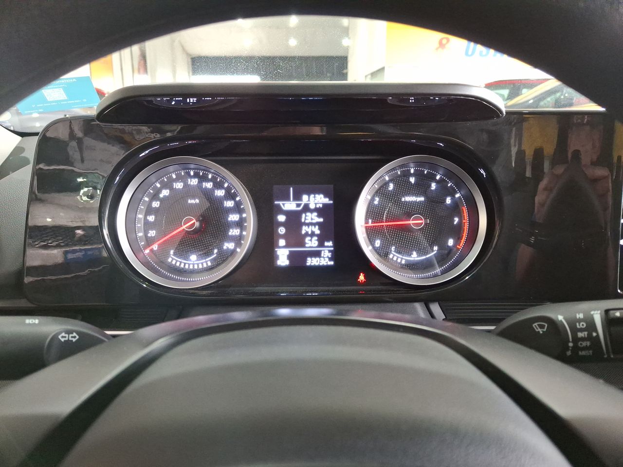 HYUNDAI - 27